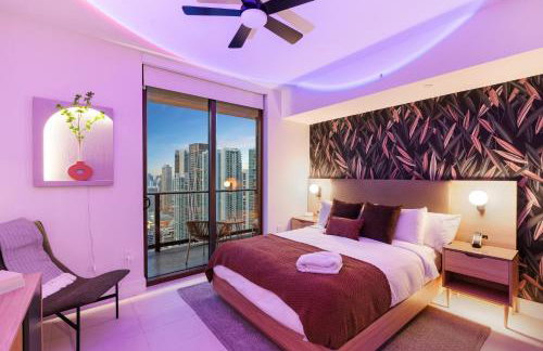 Stunning Lux 2 Bed 2 Bath with Panoramic View from Balcony - Foto 66