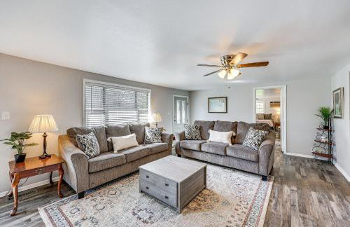 New Blaine Getaway - Walk to Lake Dardanelle! - Foto 4