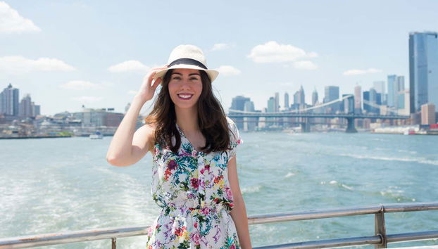 Disfrutando del paseo en barco alrededor de Manhattan