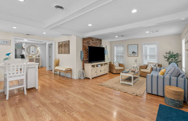 King St. Cottage - Photo 19