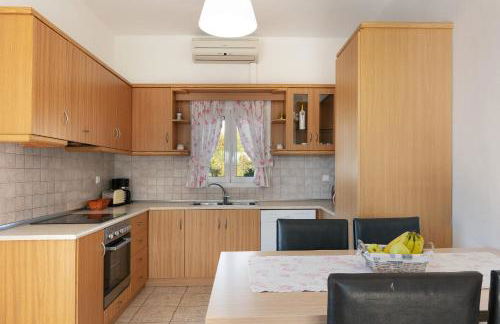 7 bedroom villa with pool, 700m from the beach! - Foto 27