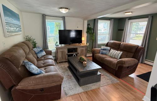 Oakland Beach Cottage - Sleeps up to 4 - Photo 7