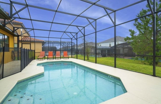 Beautiful 4 Bedroom Home Near Disney! 4 Villa by Redawning - Foto 24