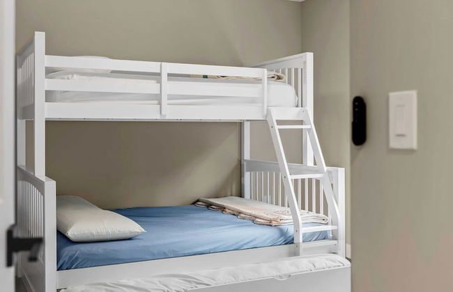 Lakeside Serenity by Avantstay Lakefront, Newly Built, Deck w/ Views! - Foto 36