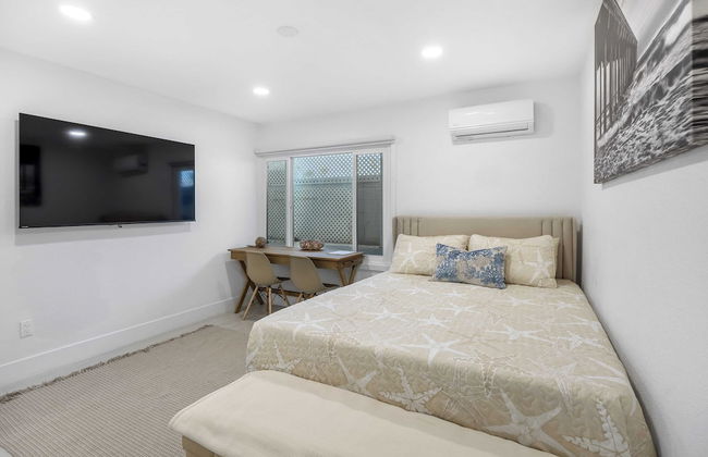 Steps to the Beach, Firepit & Patio Long-term Newport Beach Stay Coastal Cove - Foto 13