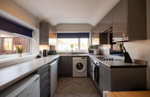 Westbourne House By Horizon Stays - Photo 34