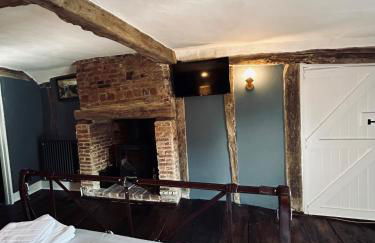 The Foremans House, With Hot Tub, A luxurious Historical pre 16th Century Grade II Listed House, location Essex in a picturesque Village, Country Pub In walking Distance - Foto 58