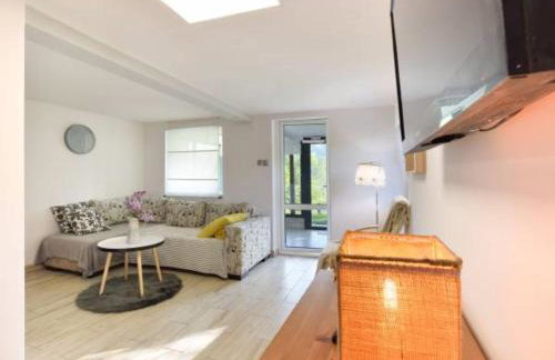 DOMeK NINA - Foto 24