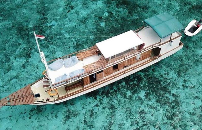 Regina Liveaboard - Foto 1