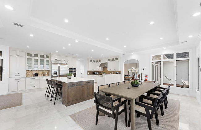 Monmouth Beach 4BR Villa on the Water - Foto 57