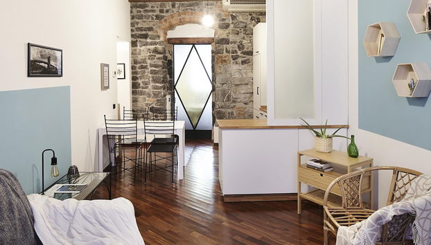 Il Moderno in Como With 1 Bedrooms and 1 Bathrooms - Photo 2, Room