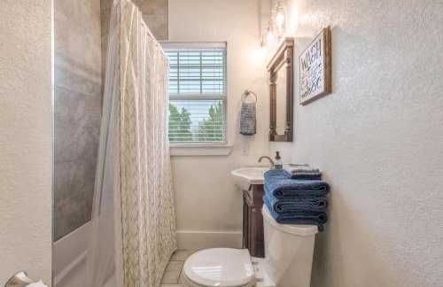 Carson Flats Apt 4 - 1BR Near BOK, OSU Med, Dtwn - Photo 7