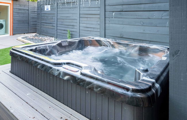 Lamar Suites by Avantstay 2 Homes w/ Shared Pool - Foto 18