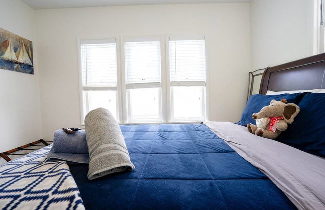 The Grand Berkley Experience near Tennyson Street - Photo 3