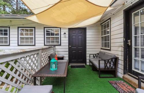 5BR with Game Room & Huge Backyard - Foto 37