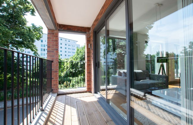 Kew Bridge by Charles Hope - Foto 33