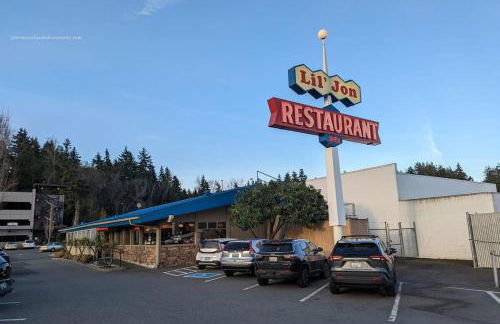 Modern Cozy next to Microsoft, Queen Bed, Parking - Foto 18