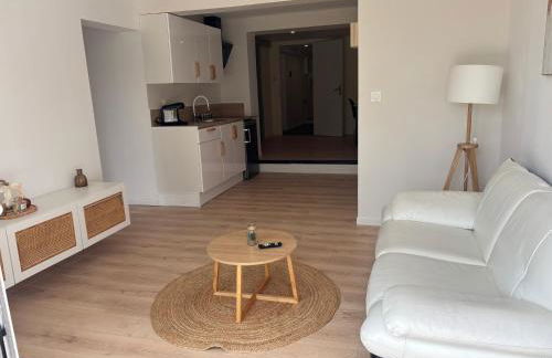 Spa privé et cinéma à Lesquin - Foto 10