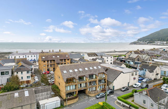 Central Apartment 3B - Photo 32