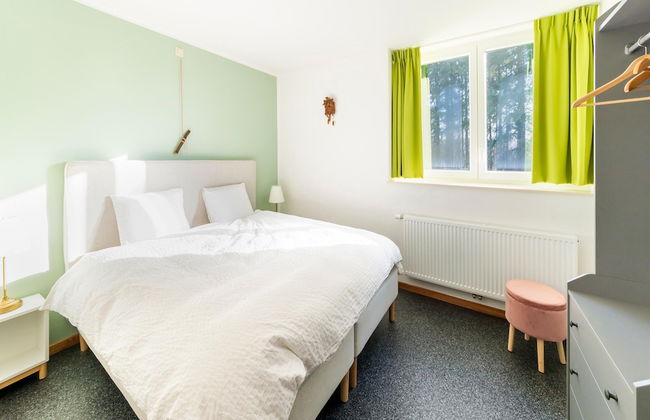 Stylish Retreat With Sauna - Photo 7