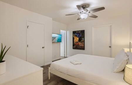 NEW - 6br home in Oceanside w Games BBQ Outdoor Seating - Photo 10