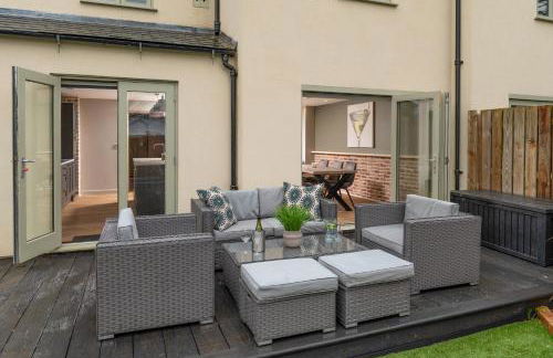 Designer Cotswold post house with external sauna - Foto 8