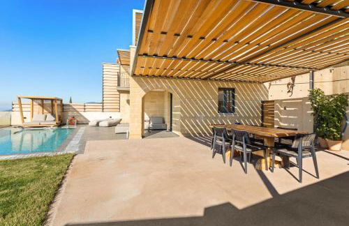 Mani Theasis - Foto 28