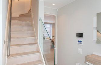 Modern Smart Home with Garden close to Richmond - Pass the Keys - Foto 51