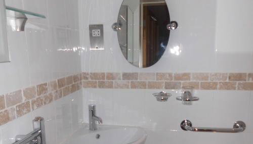 Cottage - Sleeps 5 - Hot Tub - Garden - Parking - Foto 2