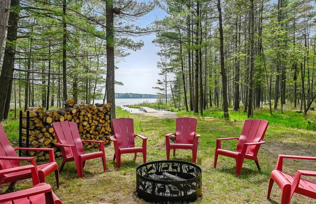 Tranquil Lakefront Oasis - Fire Pit Fishing BBQ - Foto 41