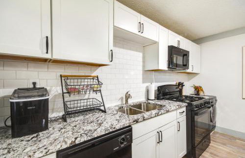 Greenwood Studio Cottage Less Than 1 Mi to Downtown! - Foto 10