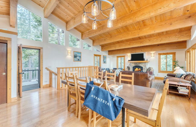 Lake + Beach Access, Pool, Tennis Walk to Chambers Tahoe Timber by Avantstay - Foto 11