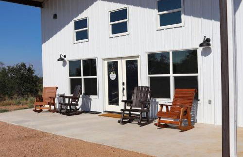 Gorgeous, secluded escape near River with Game room! - Photo 31