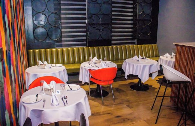 C33 Apartment And Suites - Photo 28