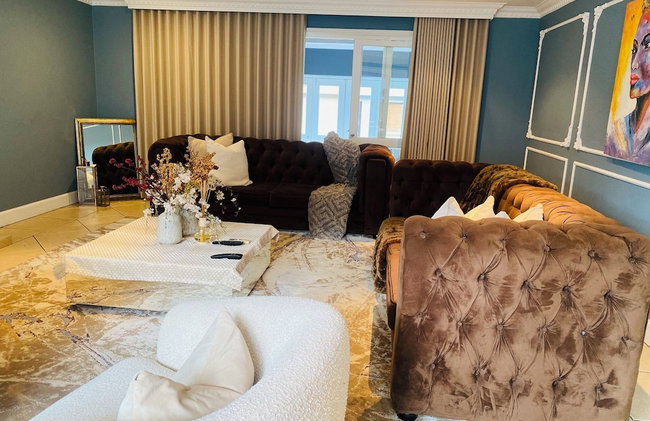 Or Tambo Airport Holiday Home - Foto 25