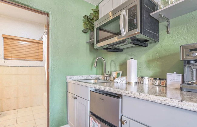 1BD Suiteclose to Red Rocksdogs Welcome! - Photo 9