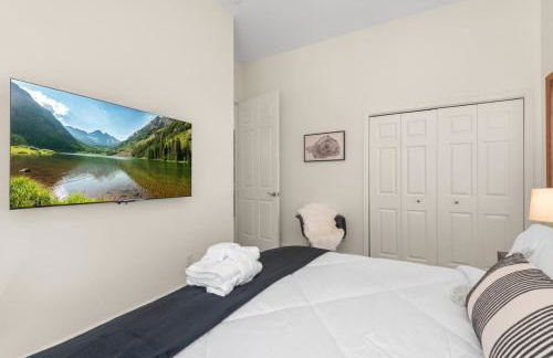 Mountain Retreat Sleeps 10 with Pool Table and Arcade - Foto 41