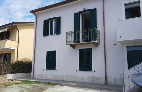 Appartamento nuovissimo con parcheggio gratuito - Foto 3