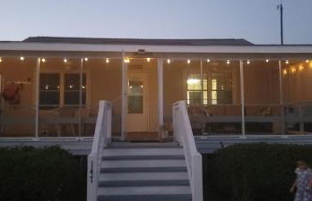 Waterfront, dock, Hot tub, kayaks, King Bedroom with amazing views, RELAXATION, 2 miles to the beach - Foto 42