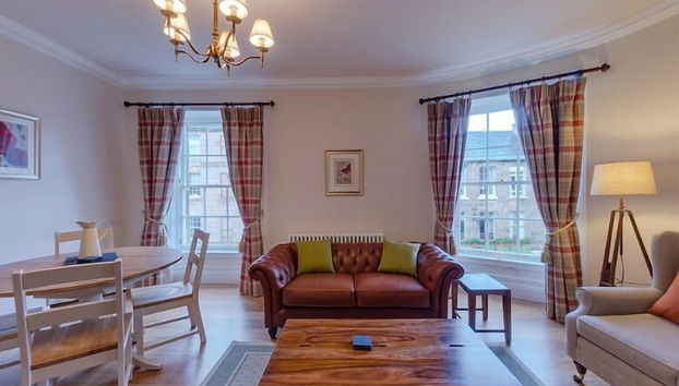 JOIVY Stylish Apt in Trendy New Town Location - Foto 2, Profilbild