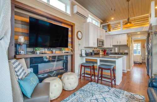 Tiny Home in Flat Rock Easy Access to I-26! - Photo 1