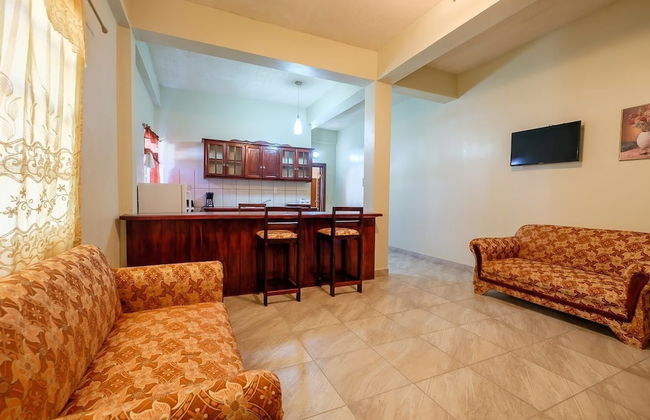 Tropicana Condominiums - Foto 7