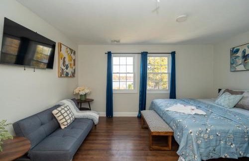 12BCozy 3BR Apartment with Koi Pond in Worcester - Foto 40