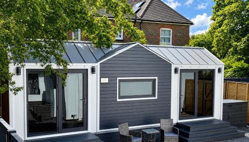 The Gatwick Cabin With Airport Parking Available - Foto 4