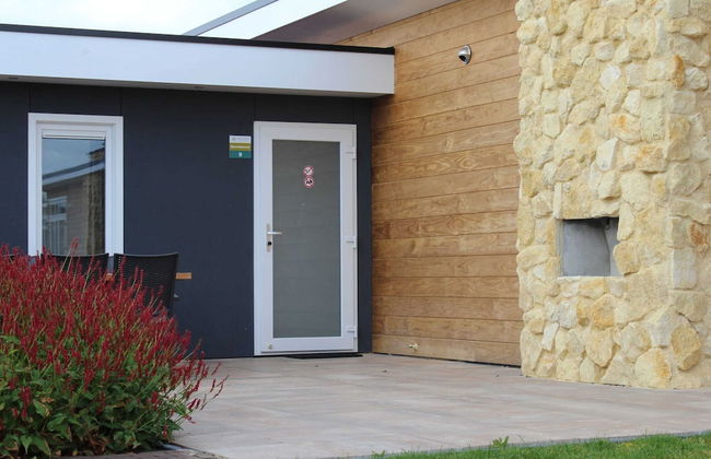 Charming Retreat for Your Escape - Photo 30