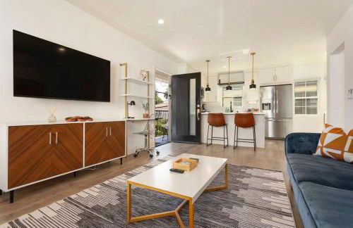 Downtown Culver City New Designer Lux 1 Bedroom - Photo 8