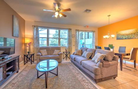 4 Bedroom SunHaven Townhouse with Pool Near Disney - Foto 10