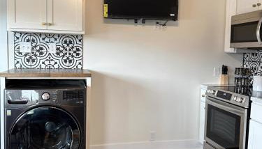 Victorian Queen Getaway Unit C Washerdryer - Foto 4