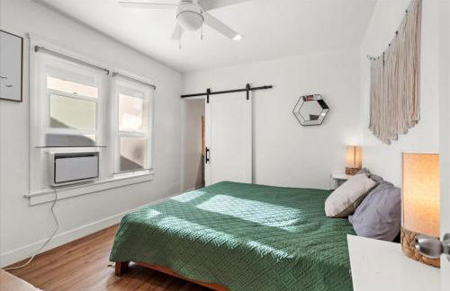 NEW Beautiful BOHO Home by Beach, Downtown + Shops - Foto 4