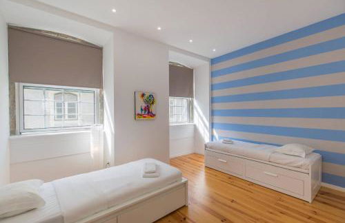 Central Lisbon Flat by Pink St - Photo 37